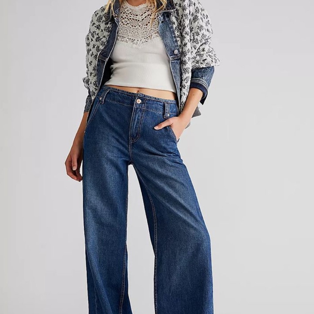 Free People Women’s Harlow Wide Leg Rolling River Jeans Size 30 NWT Ret. $148